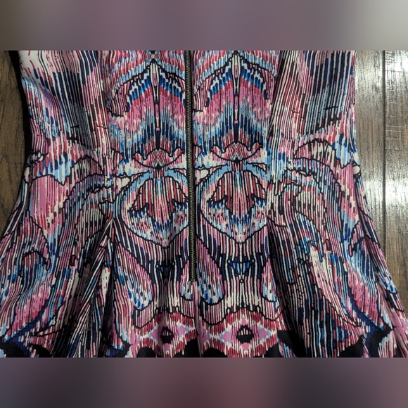 Roz & Ali Women's Colorful Fit & Flare Dress Size 12 Unique Design Keyhole Neck - Picture 14 of 16